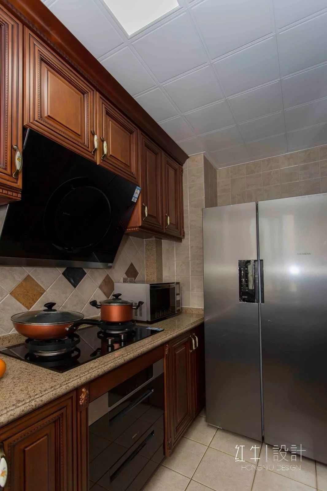 南京旭日愛(ài)上城115平米簡(jiǎn)美風(fēng)格裝修 喜歡深色家具的看過(guò)來(lái)04