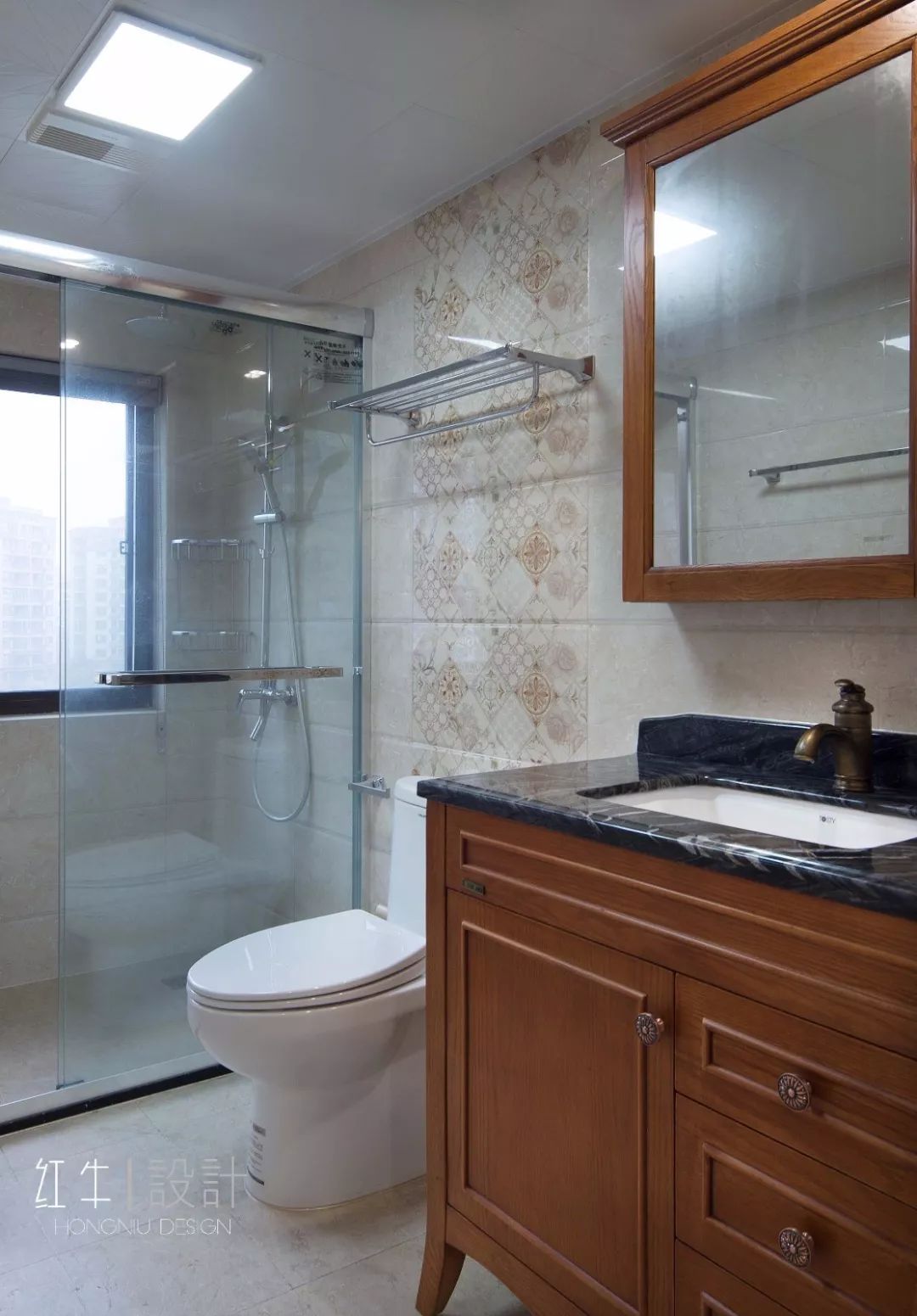 南京武夷名仕園124平米簡美風(fēng)格裝修  享受家?guī)淼臏囟?5衛(wèi)生間