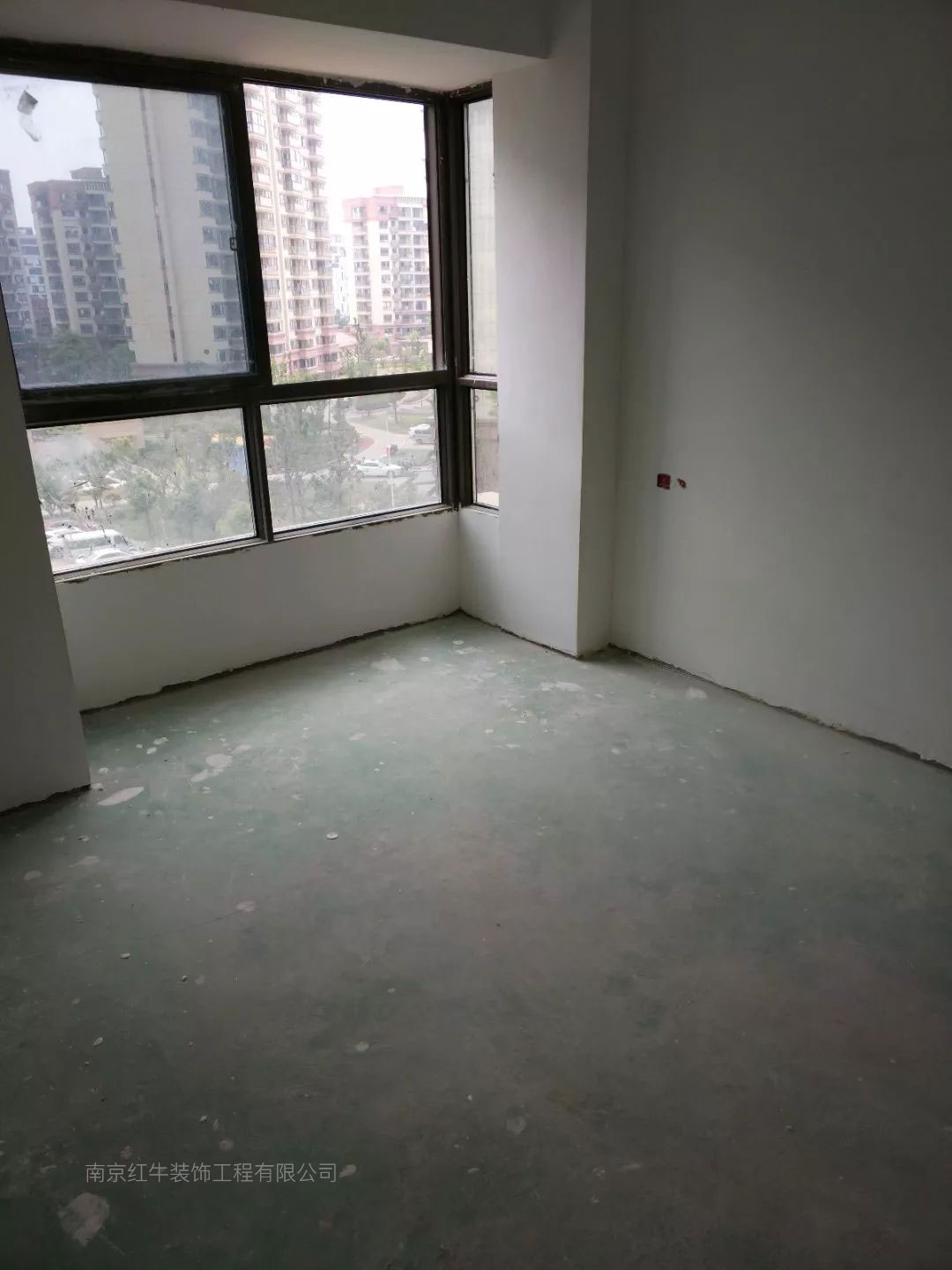 南京武夷名仕園124平米簡美風(fēng)格裝修  享受家?guī)淼臏囟?5六月份_漆工上場_加水印