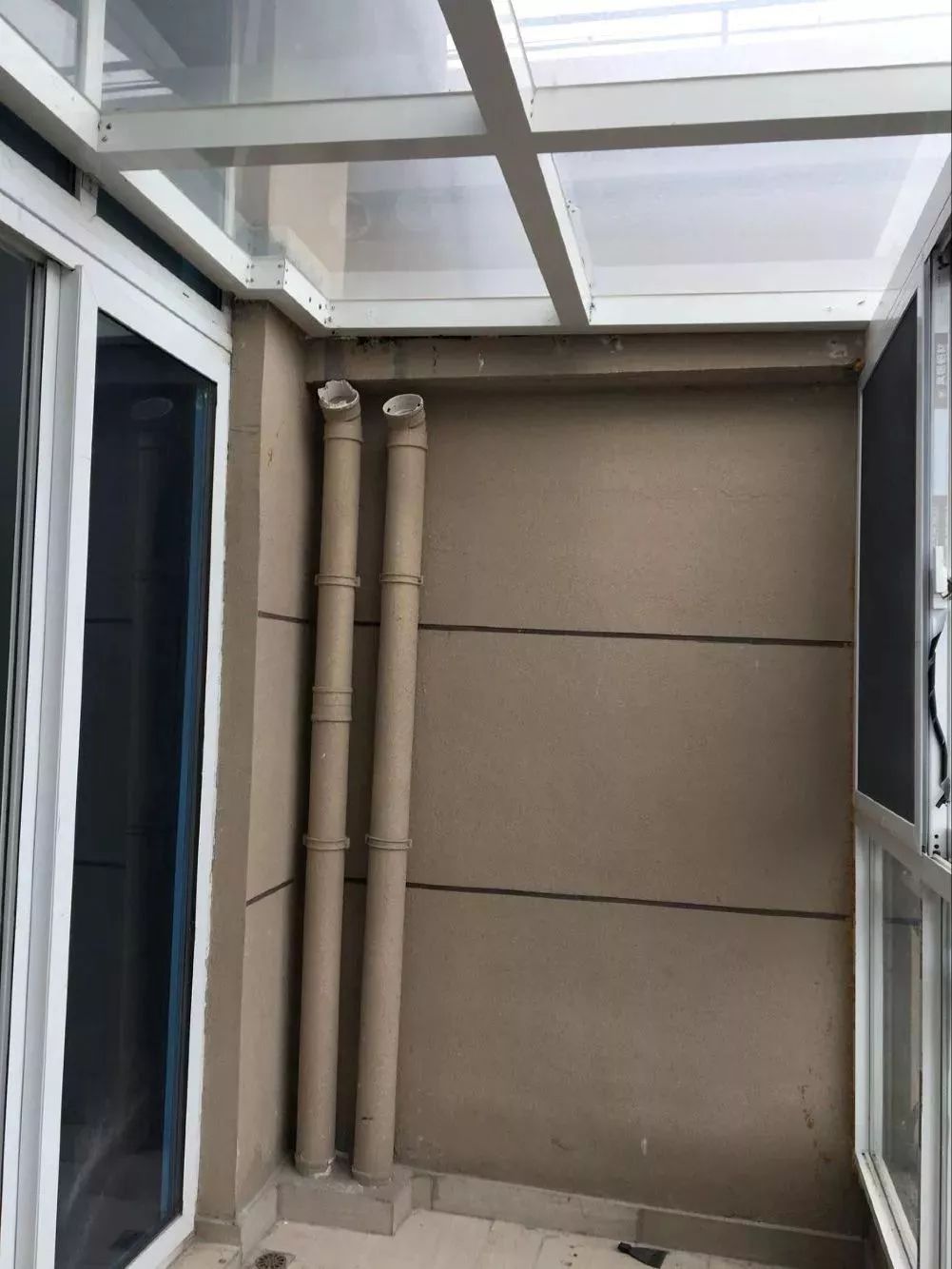 南京140平精裝房拆了重裝，改造出溫馨簡(jiǎn)美風(fēng)之家！20陽(yáng)臺(tái)改造前