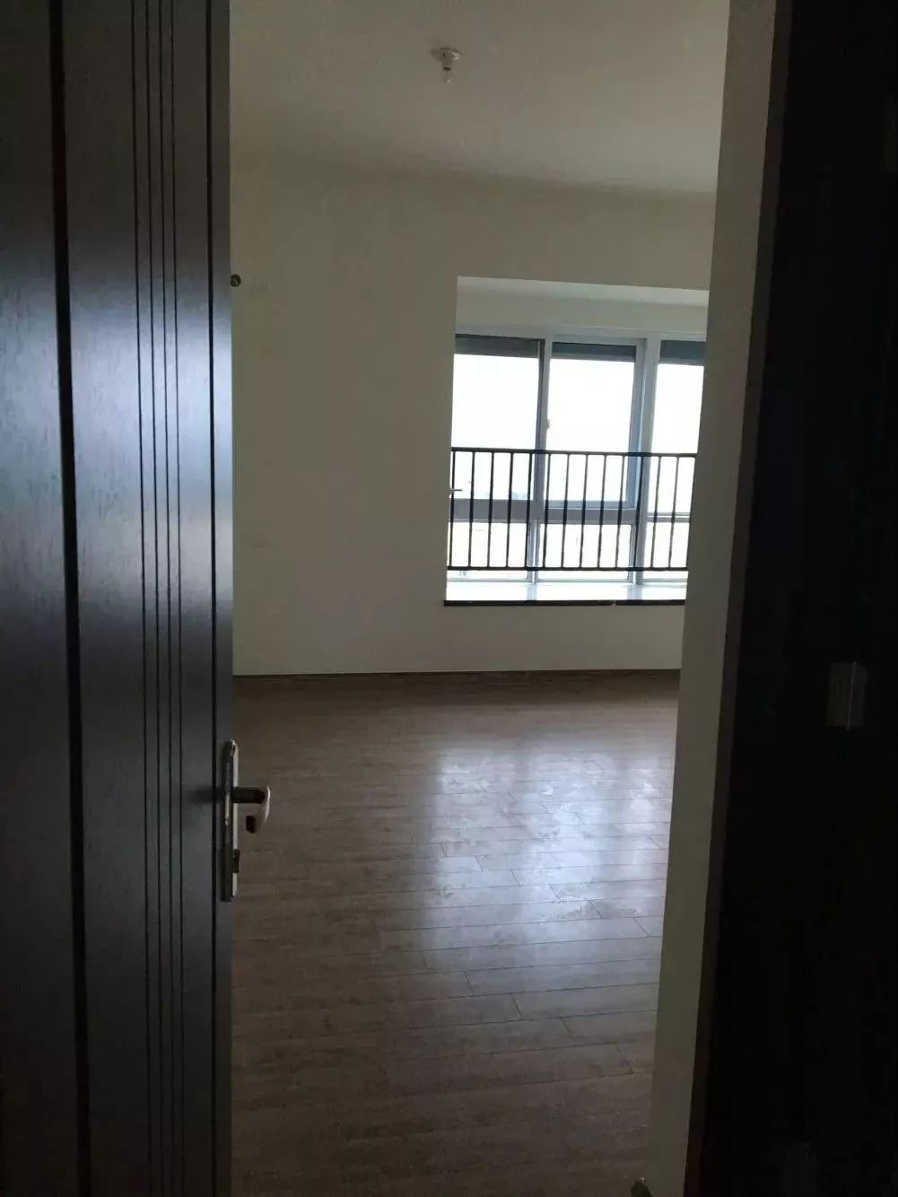 南京140平精裝房拆了重裝，改造出溫馨簡(jiǎn)美風(fēng)之家！24主臥改造前