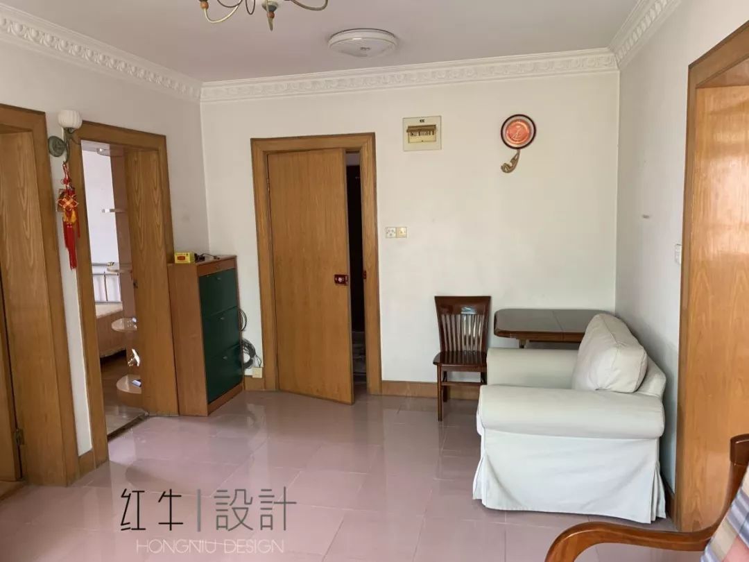 南京老房翻新--“能住”與“好住”之間，就差這點(diǎn)改變！02改造前_客廳