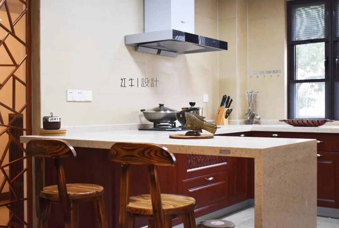 設(shè)計師解讀--簡中風格雙拼別墅設(shè)計方案01