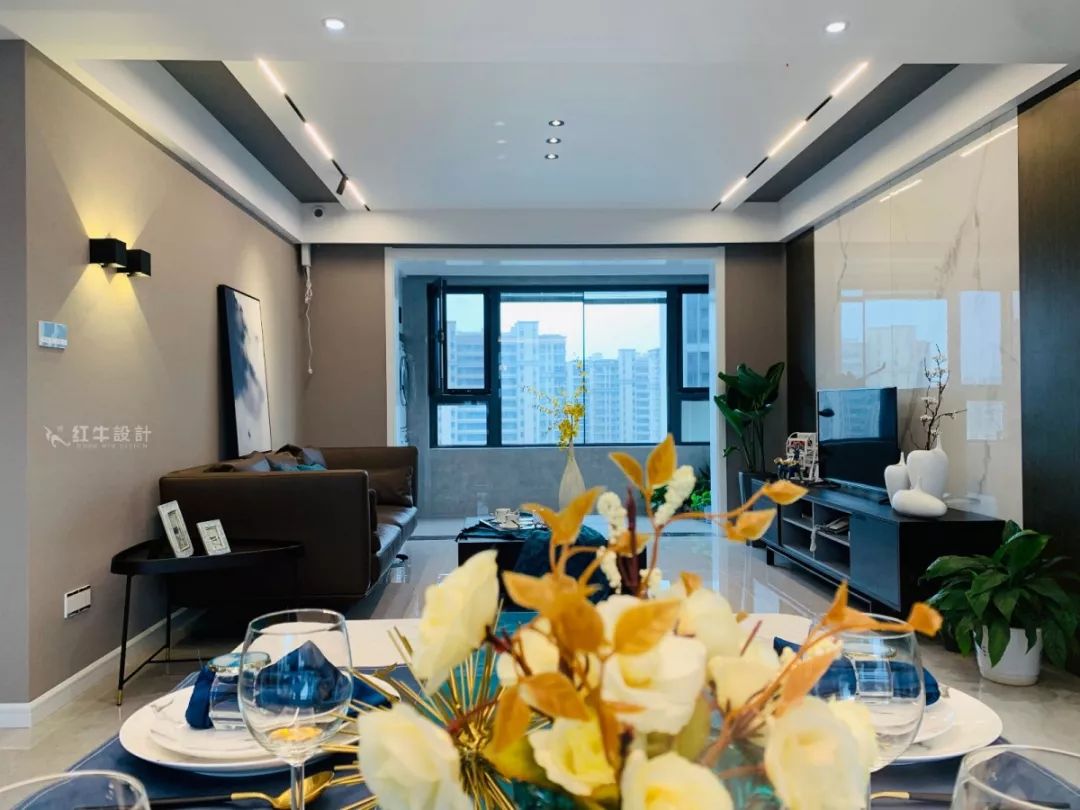 南京保利國際社區(qū)140㎡現(xiàn)代風(fēng)格--四室二廳大戶型，寬敞開闊又舒適！03客廳設(shè)計(jì)