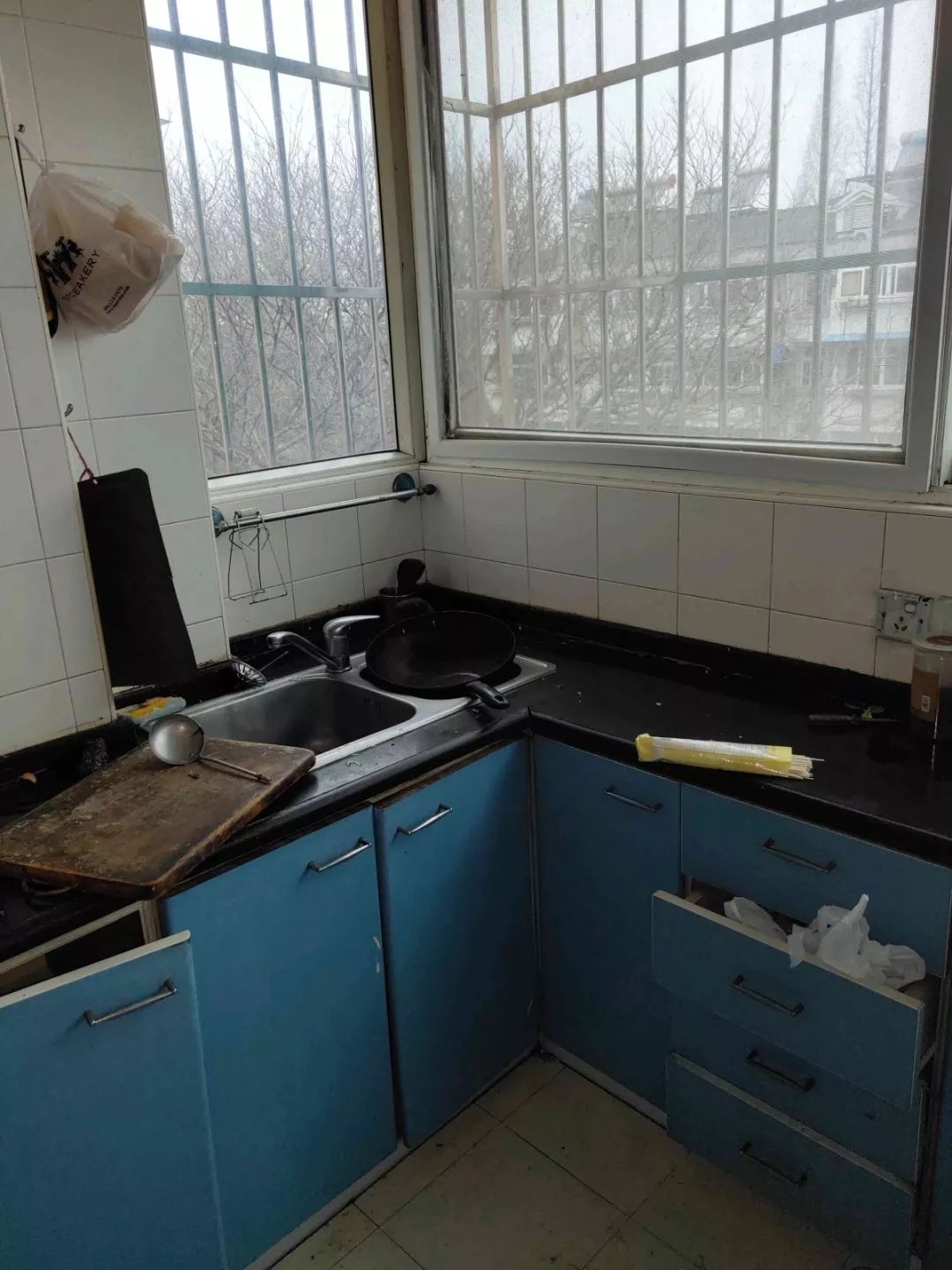 南京龍蟠花苑90㎡現(xiàn)代輕奢--老房升級改造，變身時尚精致家！06餐廳改造