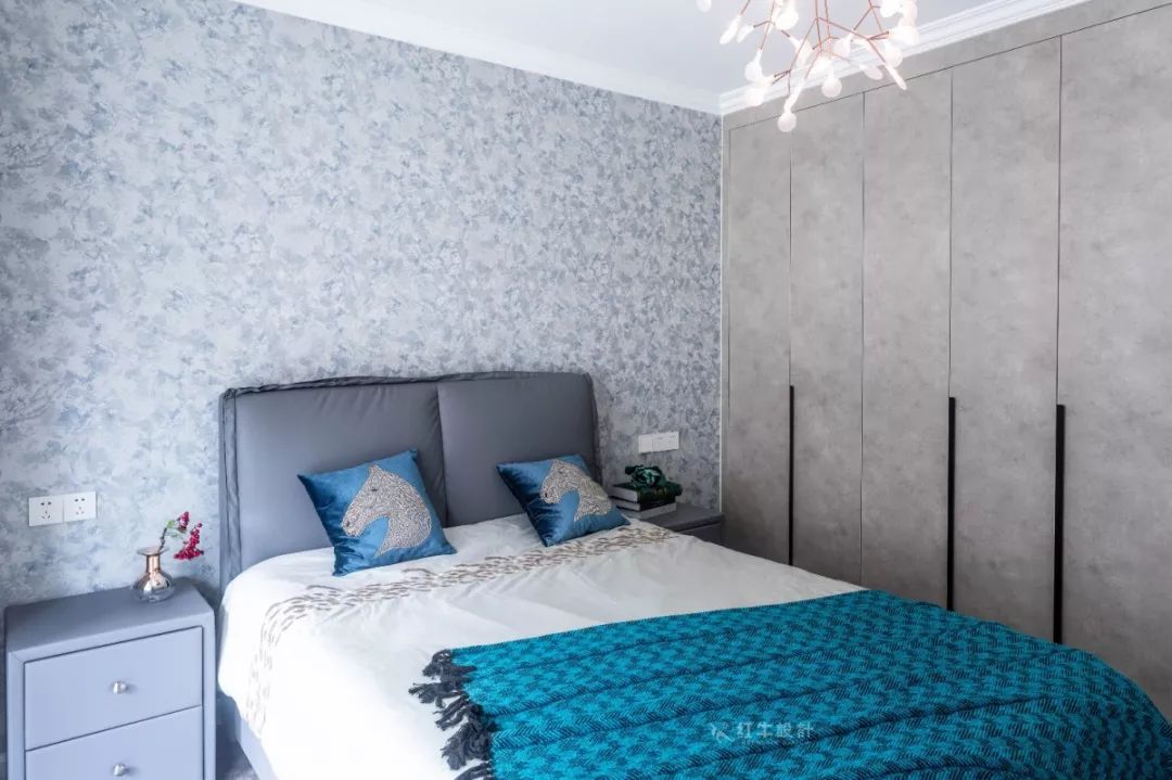 南京龍蟠花苑90㎡現(xiàn)代輕奢--老房升級改造，變身時尚精致家！13臥室改造