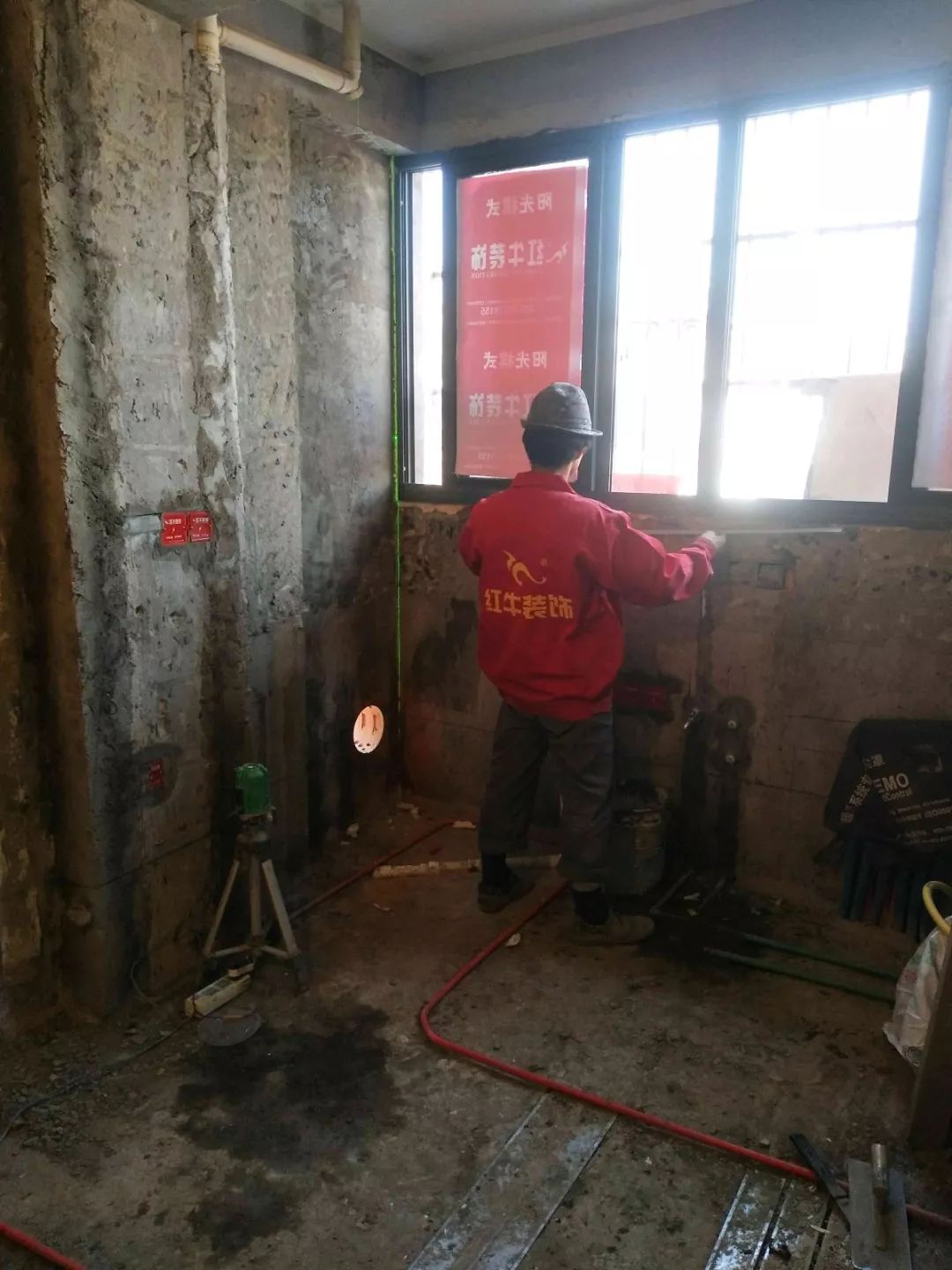 南京龍蟠花苑90㎡現(xiàn)代輕奢--老房升級改造，變身時尚精致家！31瓦木施工