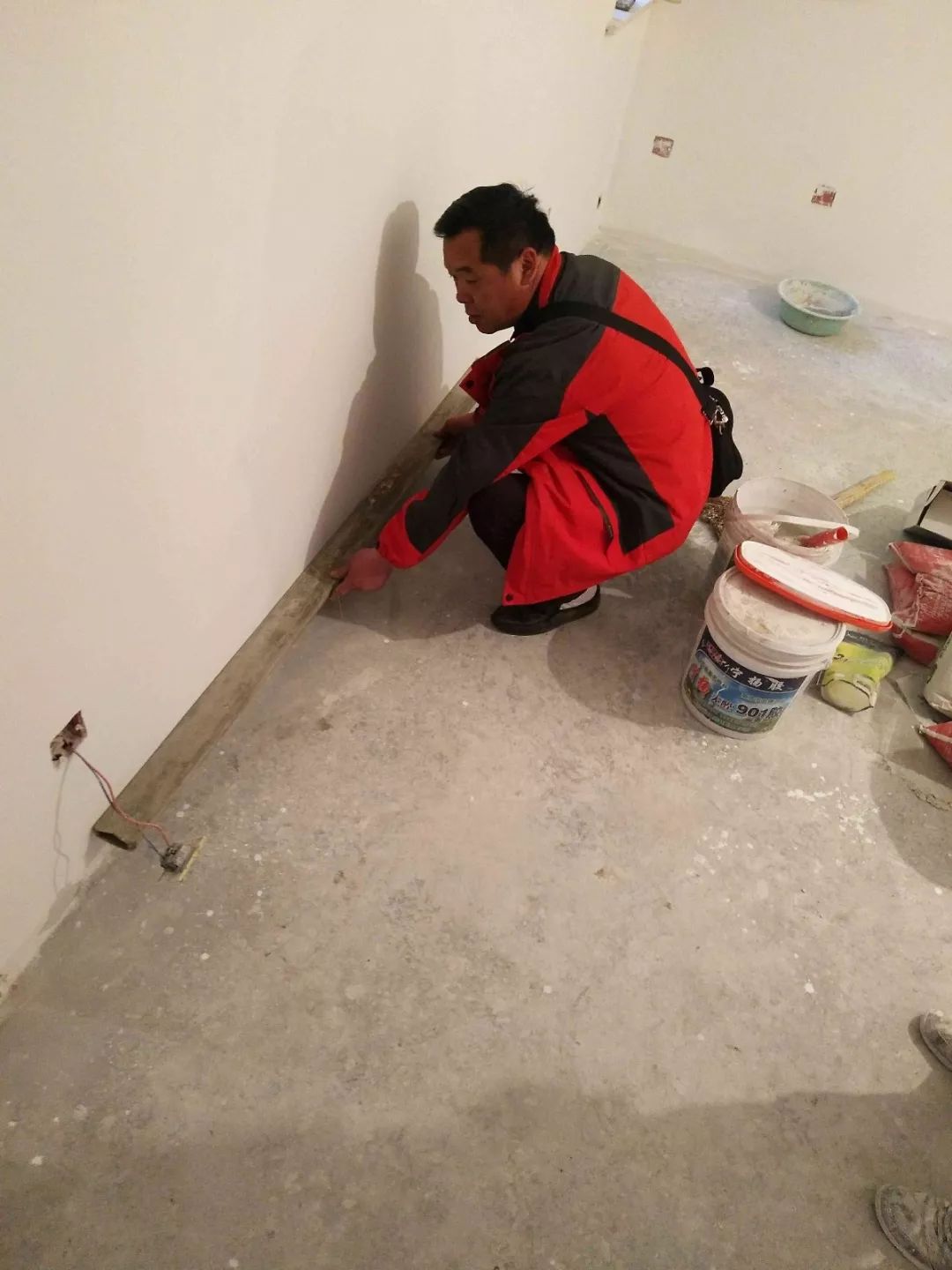 南京龍蟠花苑90㎡現(xiàn)代輕奢--老房升級改造，變身時尚精致家！37油漆施工