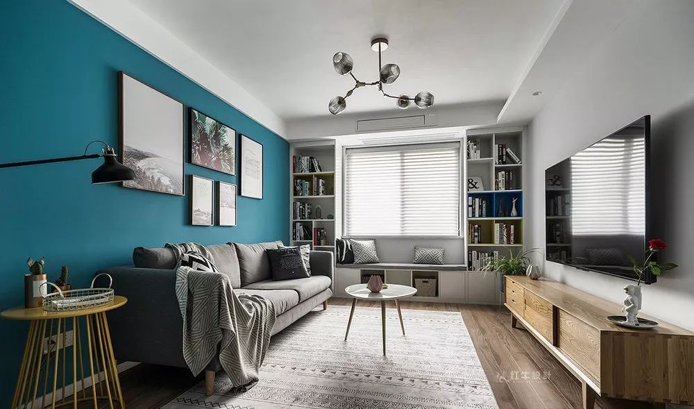 南京王子公館89㎡現(xiàn)代簡(jiǎn)約--超吸睛的背景墻跳色01