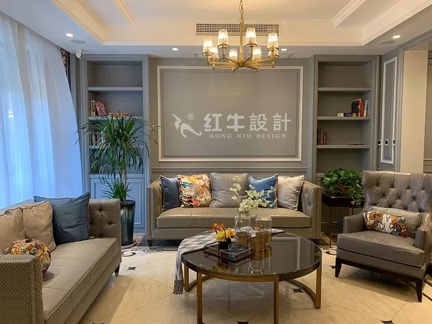 南京東墅山莊360㎡現(xiàn)代美式輕奢--設(shè)計(jì)師帶你欣賞完工別墅01