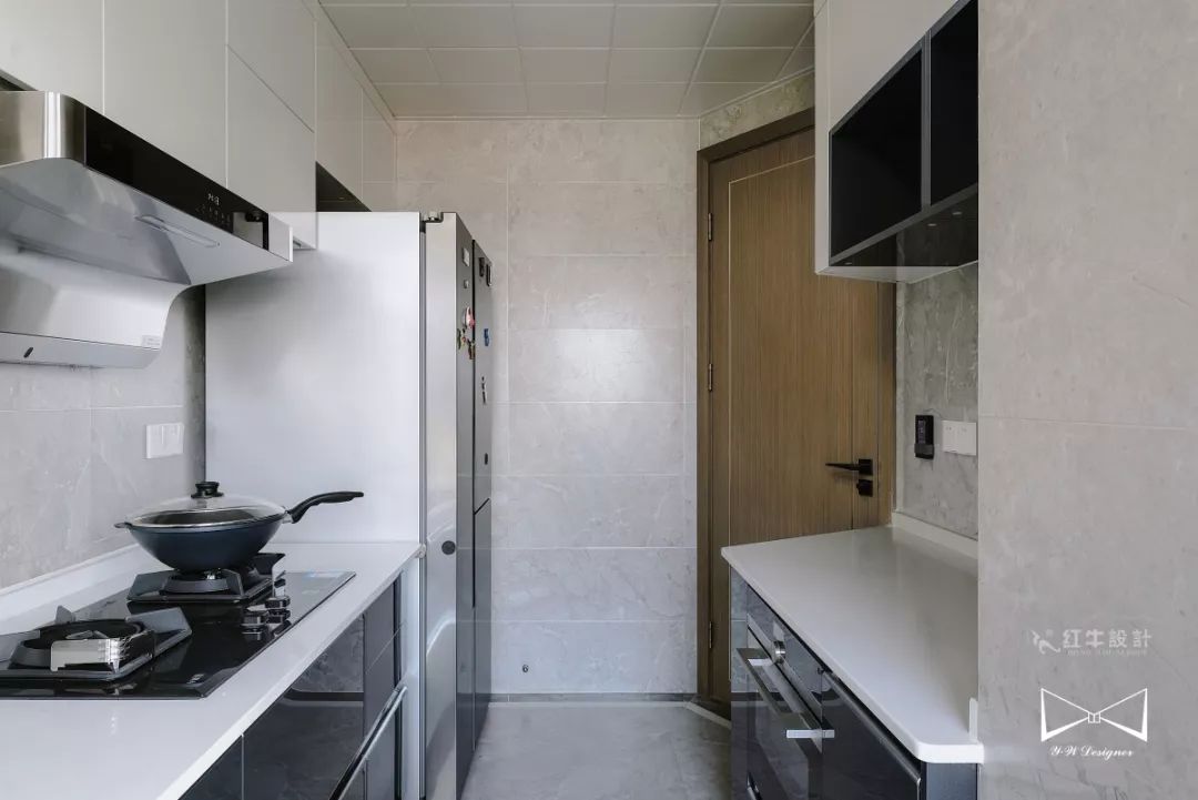 南京高科榮域133㎡輕奢風(fēng)格--巧用木飾面，打造質(zhì)感之家！09廚房設(shè)計(jì)
