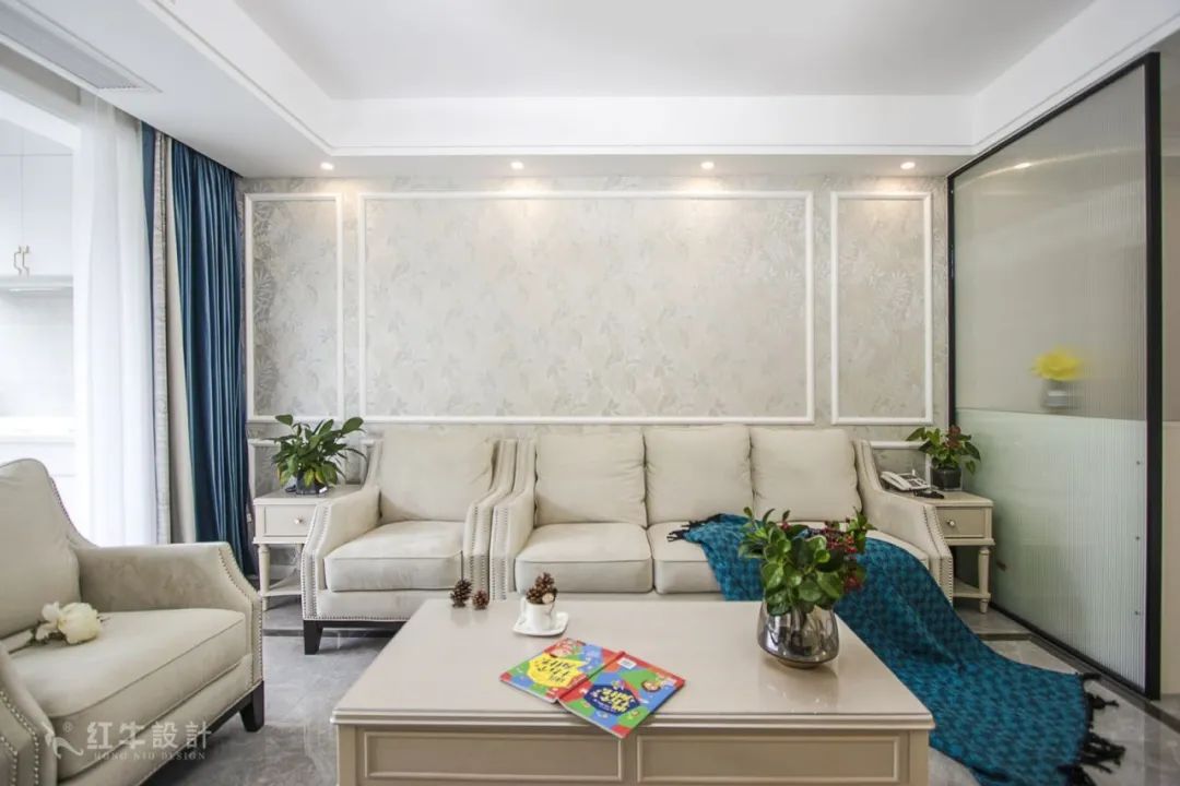 最美畢業(yè)照 ⑥--簡(jiǎn)美不一定是深色系，也可以這樣清爽哦！03客廳