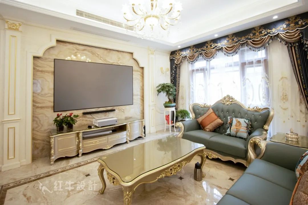 最美畢業(yè)照 ③--簡(jiǎn)歐風(fēng)“四層別墅”內(nèi)部曝光！01