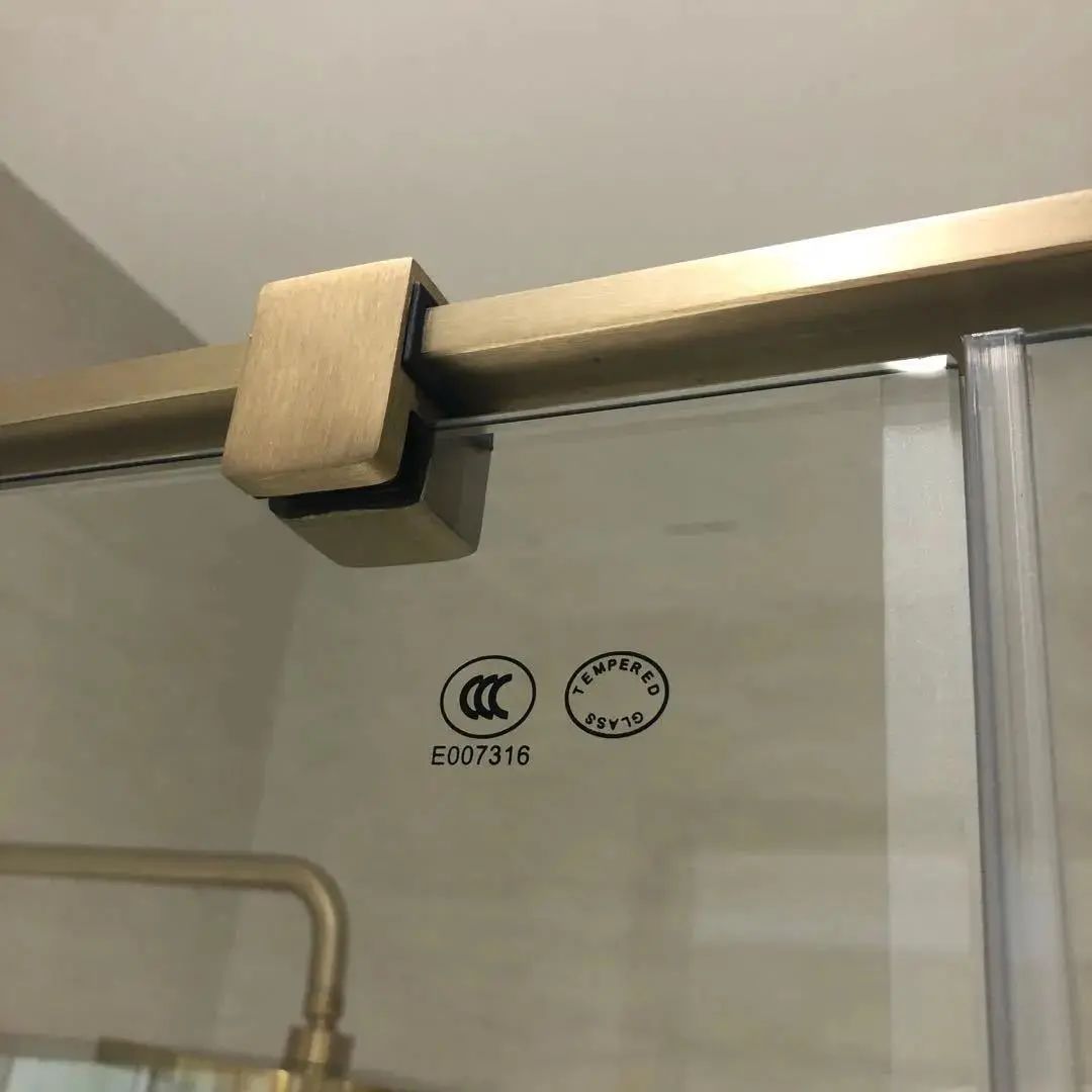 想要舒服洗個(gè)澡，淋浴房就該這么選！03