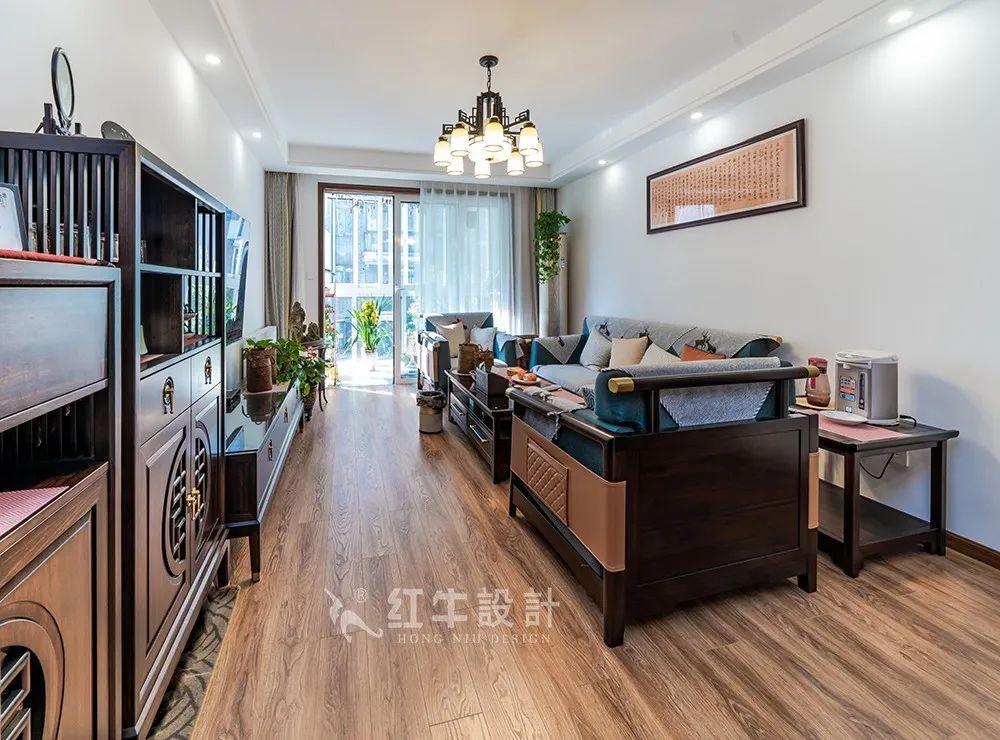 吳波_香格里拉東苑136㎡簡(jiǎn)美風(fēng)格--喜歡深色家具的看過來02
