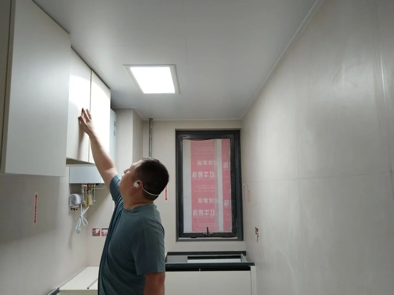 南京紅牛裝飾：高溫巡檢不松懈，堅(jiān)守品質(zhì)與服務(wù)！07