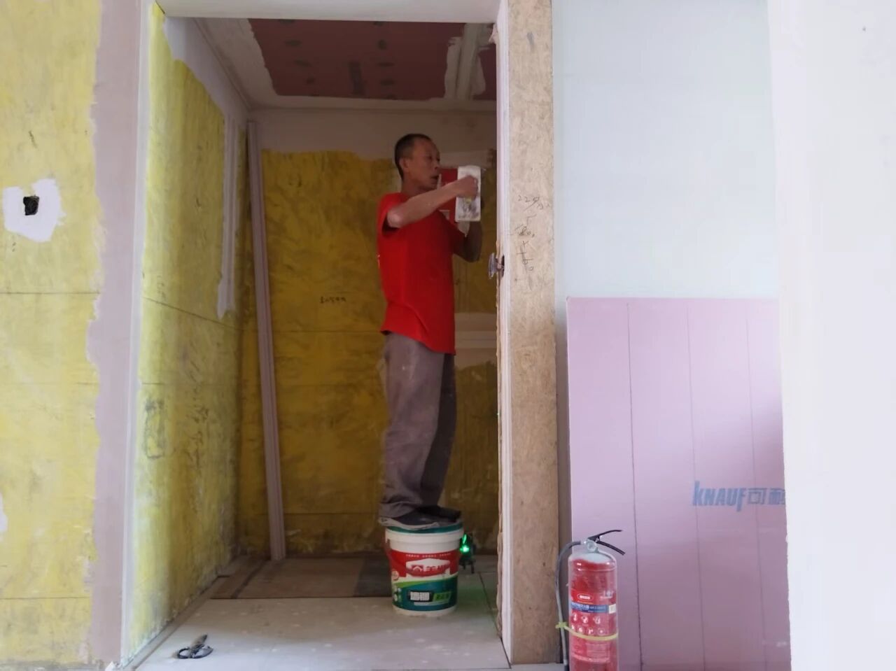 工地突擊巡檢，狠抓質(zhì)量，嚴(yán)控細(xì)節(jié)，品質(zhì)交付！02