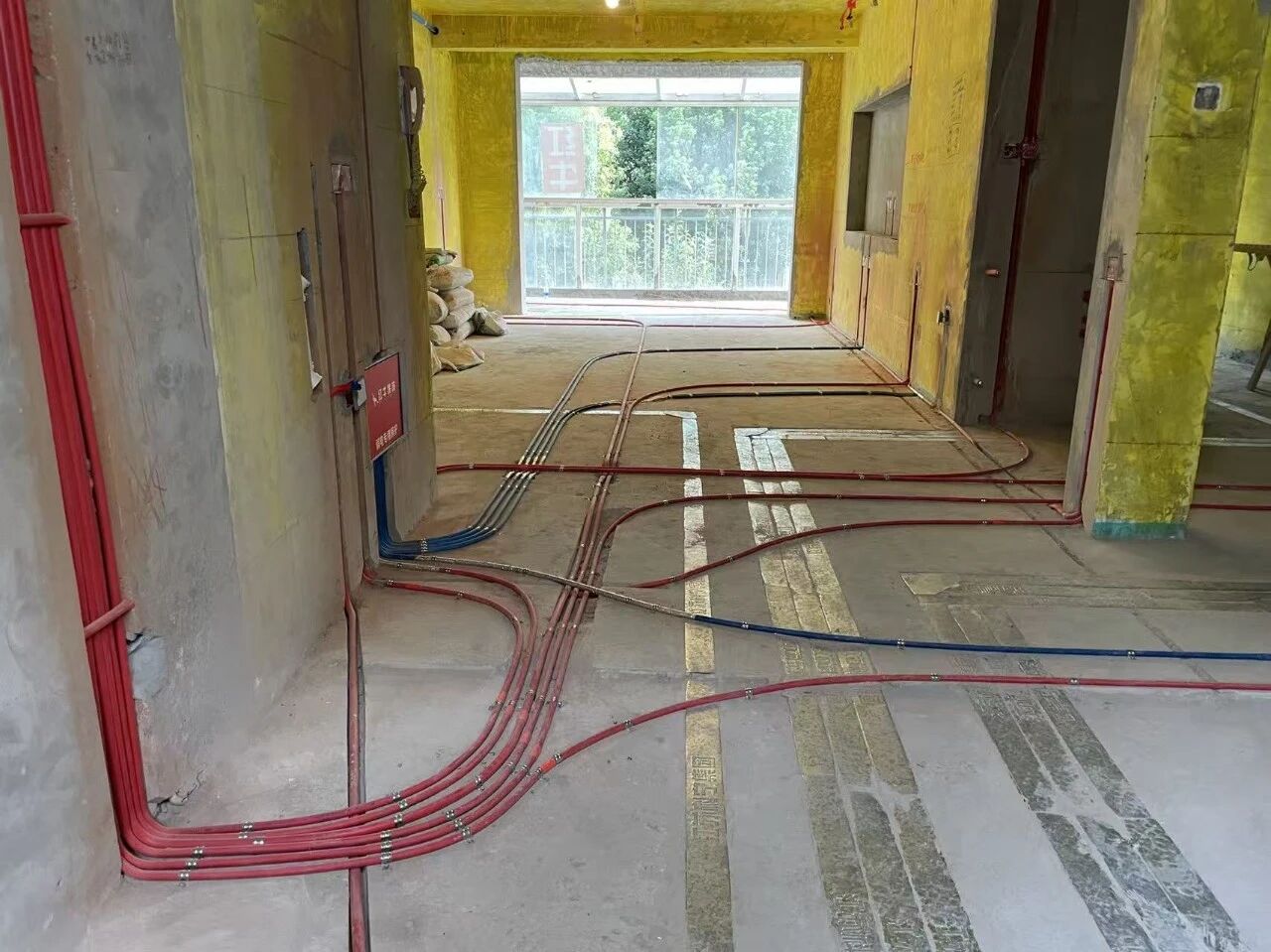 差別真的太大了！南京紅牛裝飾標(biāo)準(zhǔn)化水電工藝vs非正規(guī)／熟人施工隊(duì)的水電工藝！